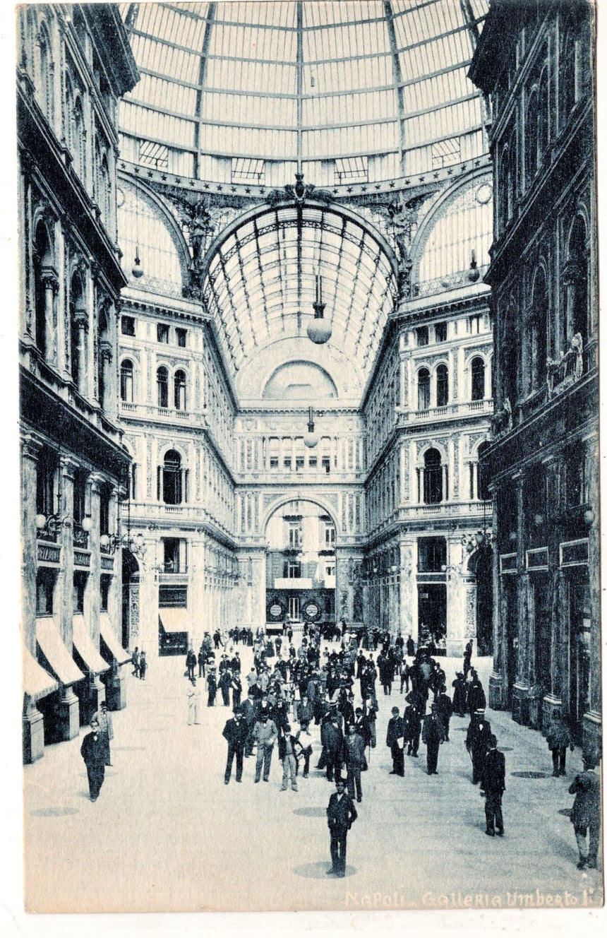 Cartolina antica Napoli Galleria Umberto I interno