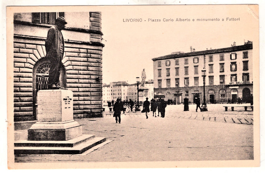 Cartolina antica Livorno piazza C.Alberto spedita a Pergine