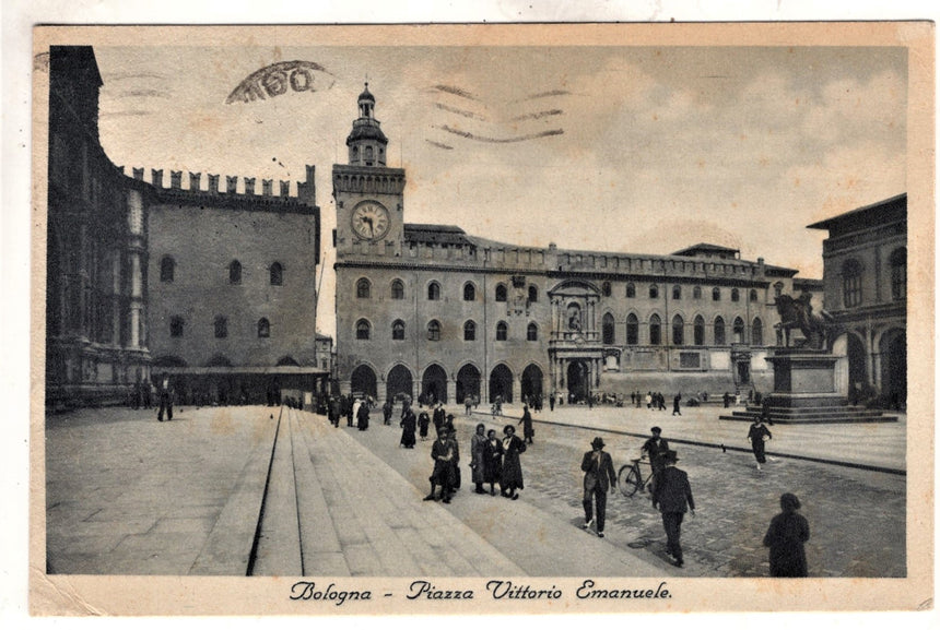 Cartolina antica Bologna piazza V. Emanuele