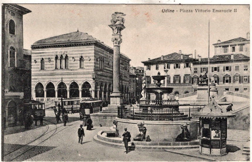 Cartolina antica Udine piazza V.Emanuele II