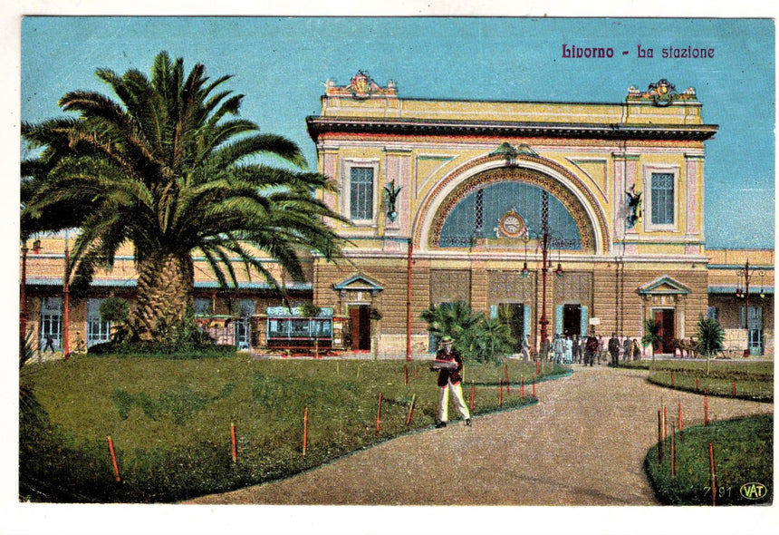 Cartolina antica Livorno la Stazione ferroviaria