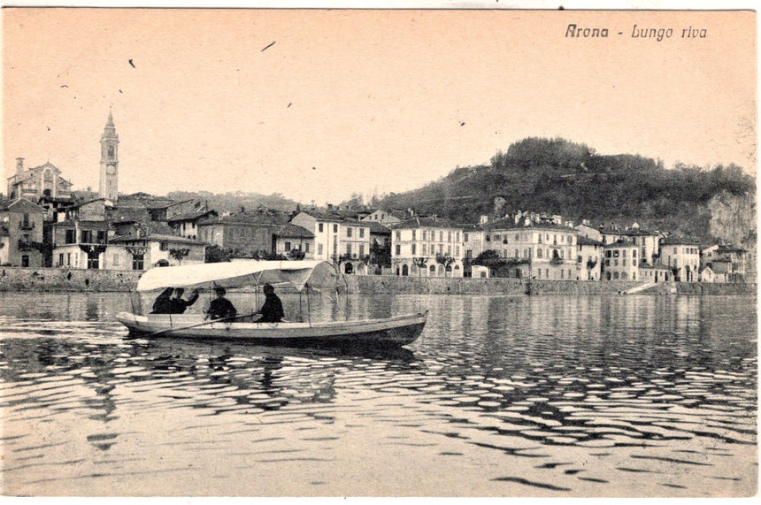 Cartolina antica Arona lungo riva Novara