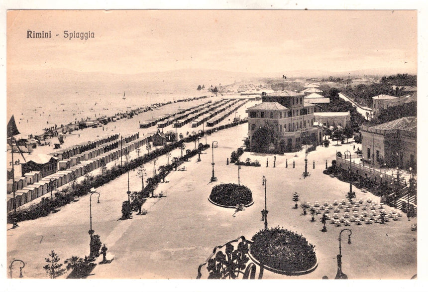 Cartolina antica Rimini la spiaggia