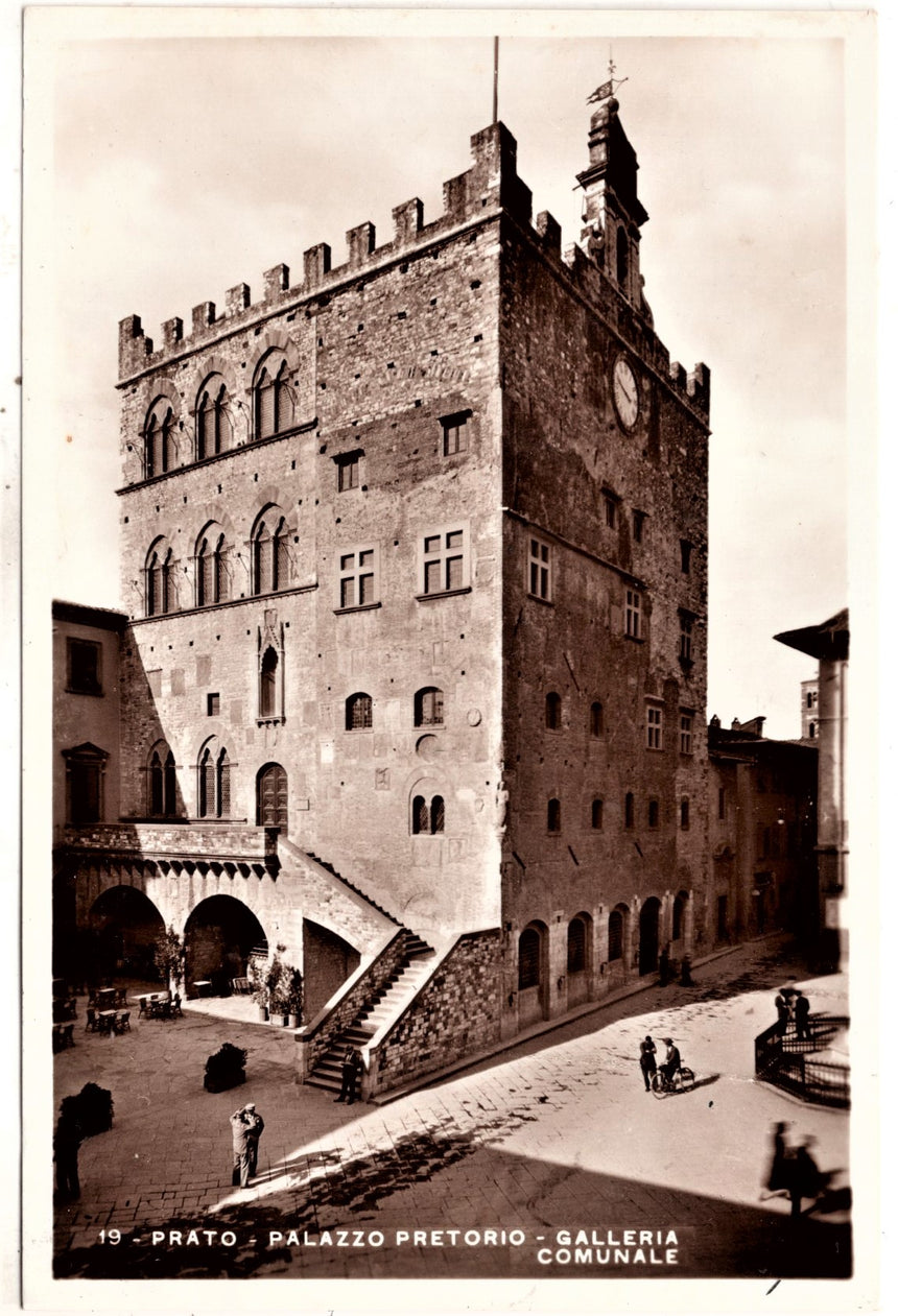 Cartolina antica Prato palazzo Pretorio sped Generale a Genova