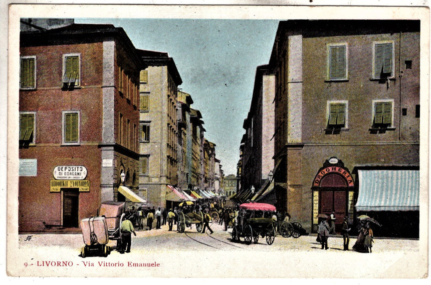 Cartolina antica livorno via V.Emanuele con drogheria