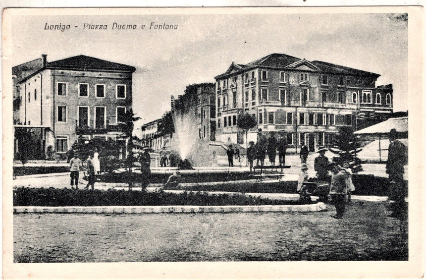 Cartolina antica Lonigo piazza Duomo e fontana scritta viag. In busta