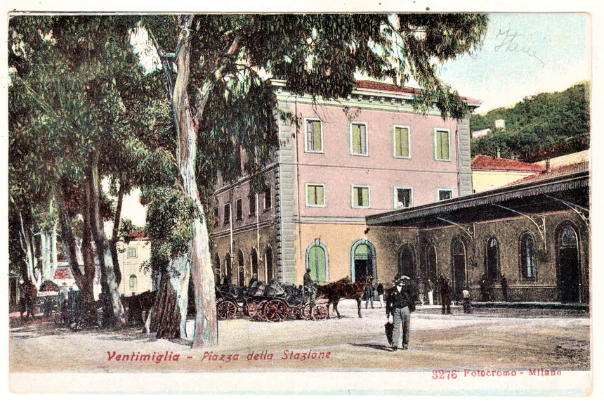 Cartolina antica Ventimiglia piazza stazione retro scribacchiato