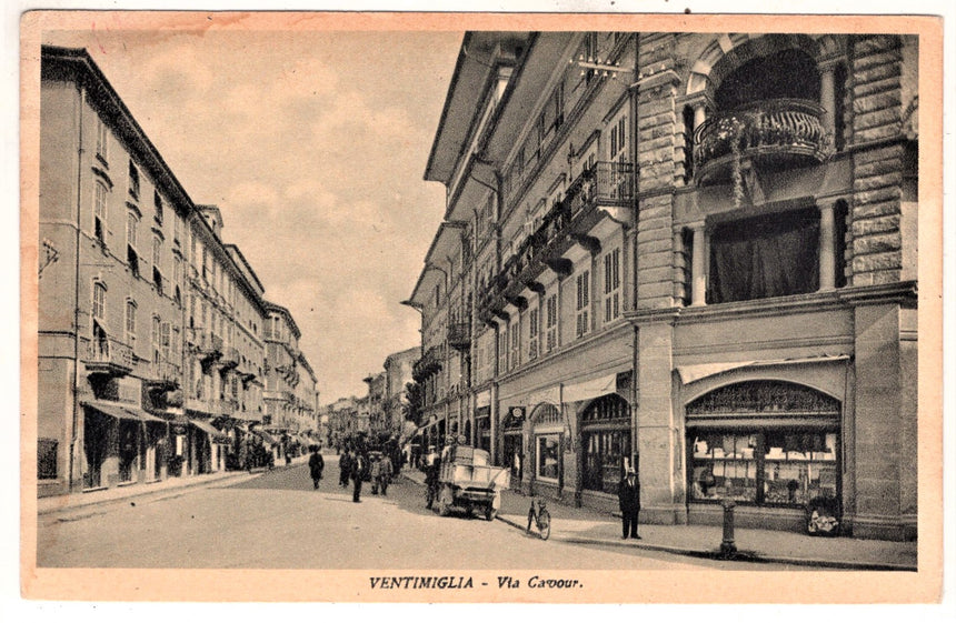 Cartolina antica Ventimiglia via Cavour