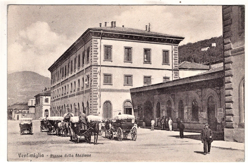 Cartolina antica Ventimiglia piazza della Stazione