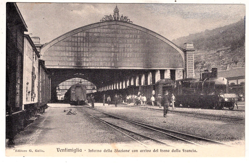 Cartolina antica Ventimiglia interno della Stazione