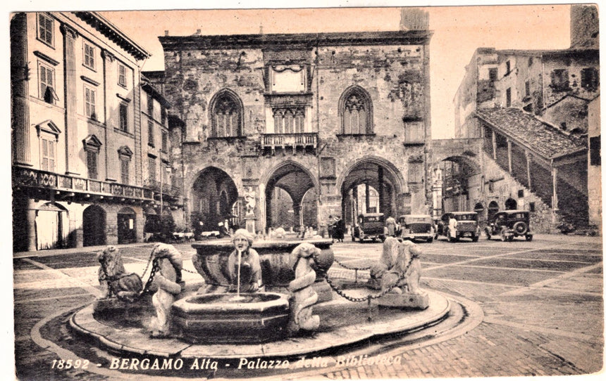 Cartolina antica Bergamo Alta palazzo della Biblioteca