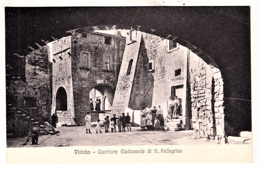 Cartolina antica Viterbo quartiere medioevale di San Pellegrino