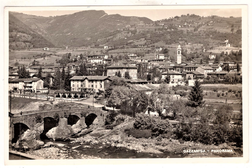 Cartolina antica Gazzaniga Bergano panorama