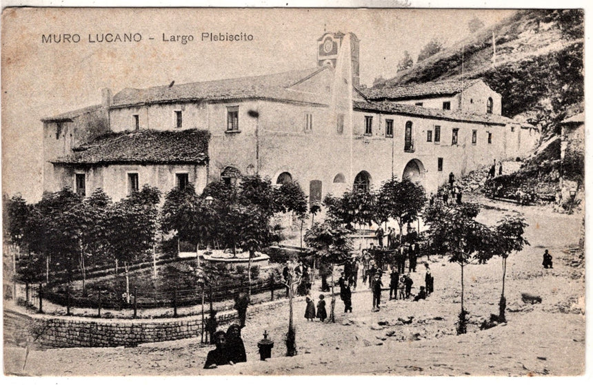 Cartolina antica Muro Lucano Largo Plebiscito