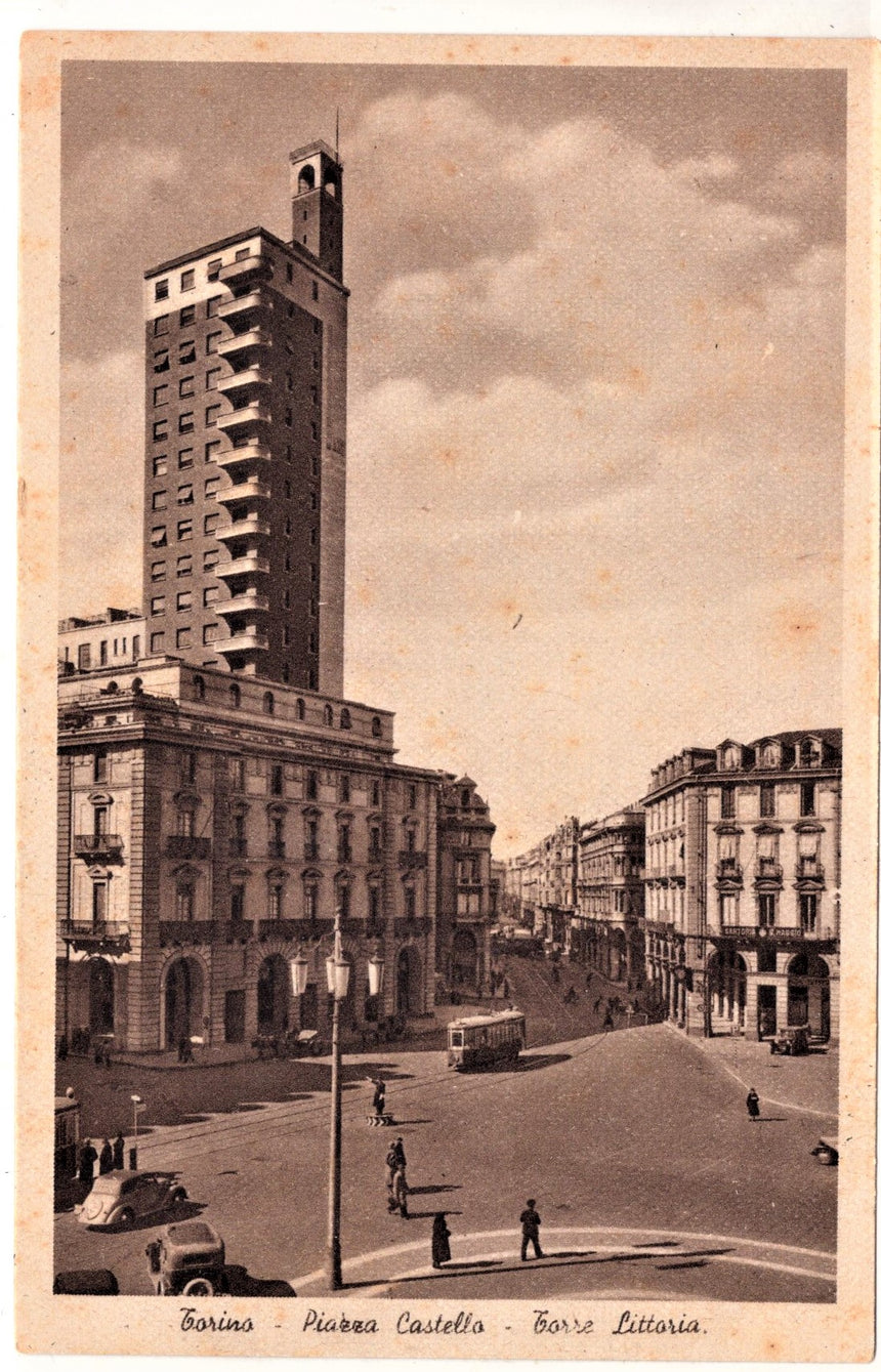 Cartolina antica Torino via piazza Castello e torre Littoria