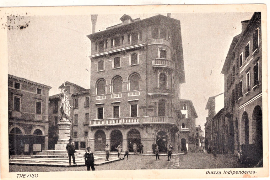 Cartolina antica Treviso piazza indipendenza