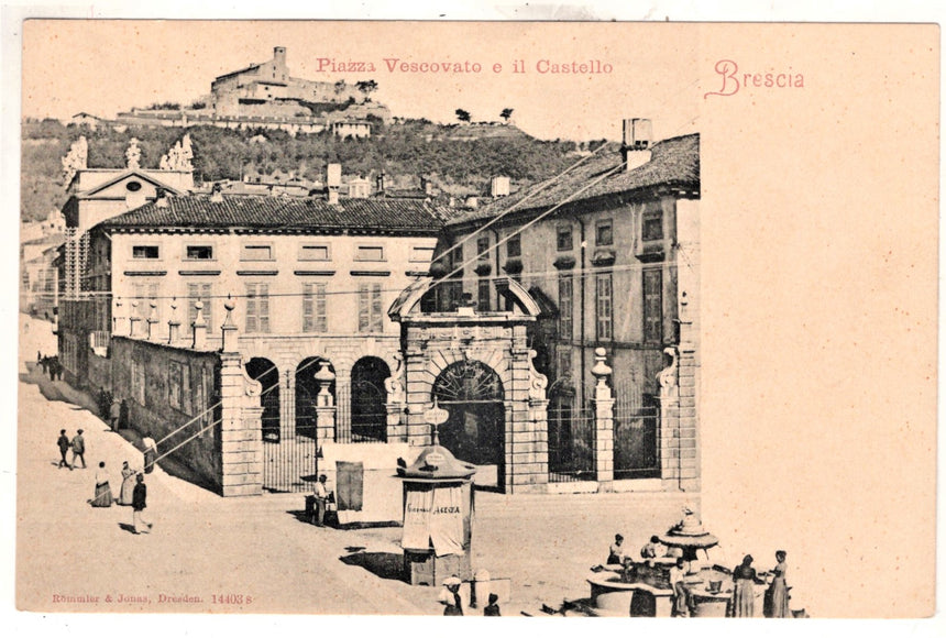 Cartolina antica Brescia piazza Vescovado e castello