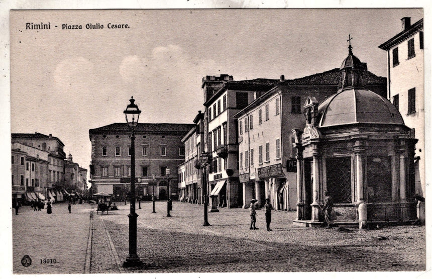 Rimini piazza Giulio Cesare