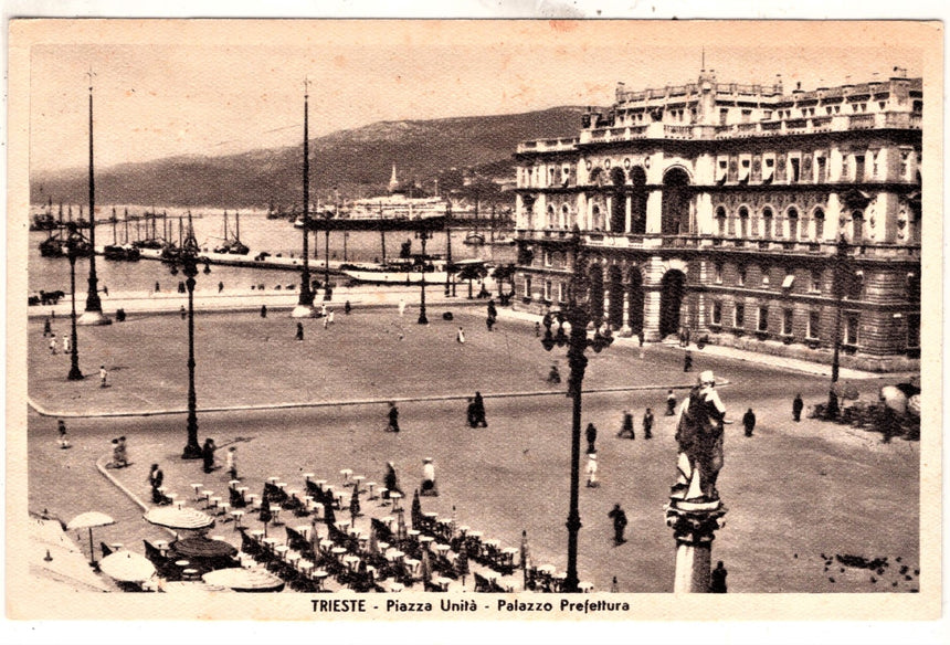 Trieste piazza Unità palazzo Prefettura