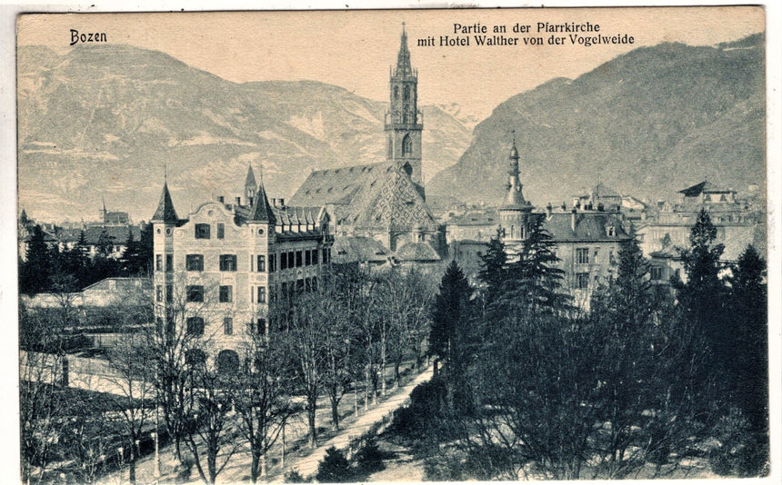 Cartolina Sudtirol Alto Adige Bolzano Bozen Pfarrkirche mit Hotel Walther | Collezionissimo