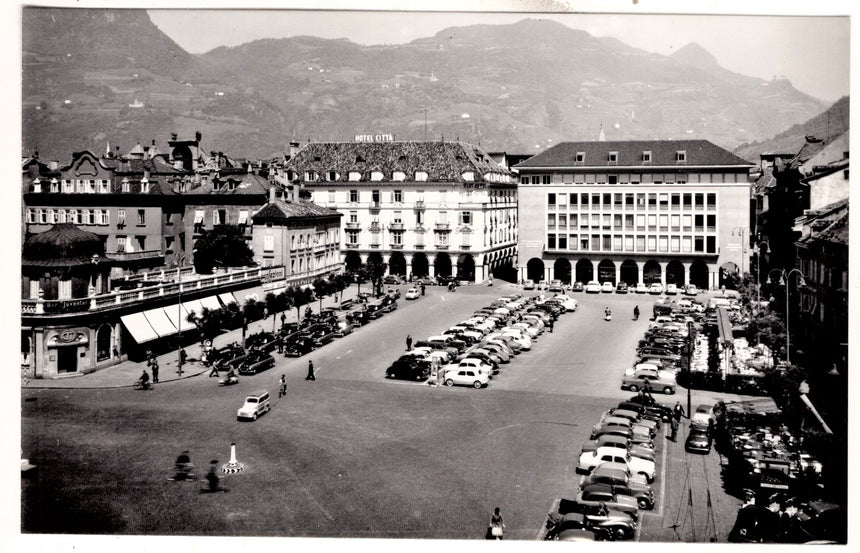 Cartolina Sudtirol Alto Adige Bolzano Bozen Waltherplatz Bolzano piazza Walter | Collezionissimo