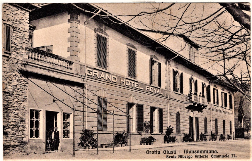 Cartolina Monsummano Grotta Giusti Reale albergo V.Emanuele II | Collezionissimo