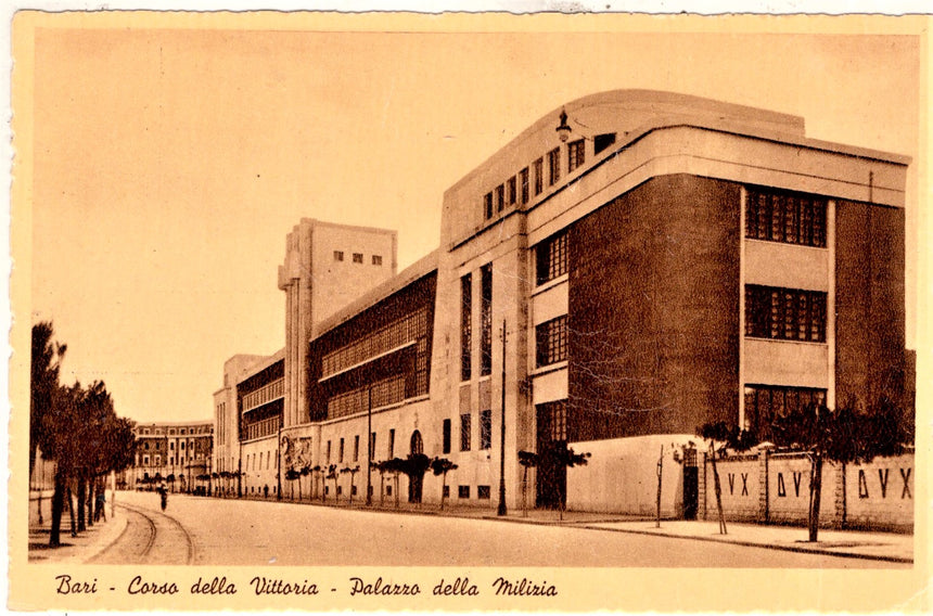 Cartolina Bari Corso della Vittoria palazzo della Milizia | Collezionissimo