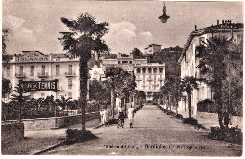 Cartolina Bordighera Via Regina Elena Albergo Tennis | Collezionissimo