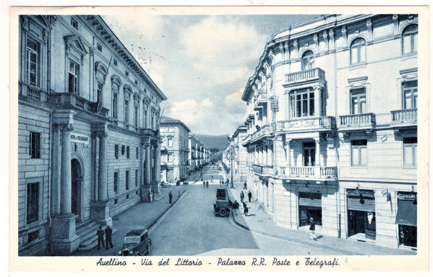 Cartolina Avellino via del Littorio Poste | Collezionissimo