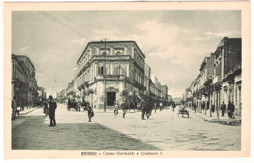 Cartolina Brindisi corso Garibaldi | Collezionissimo