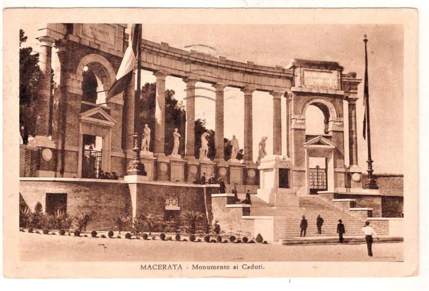 Cartolina Macerata monumento ai Caduti | Collezionissimo