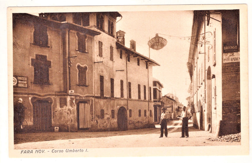 Cartolina Novara Fara corso Umberto I | Collezionissimo