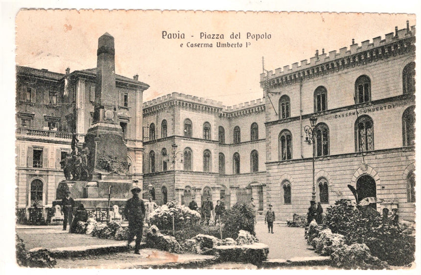 Cartolina Pavia piazza del Popolo caserma Umberto | Collezionissimo