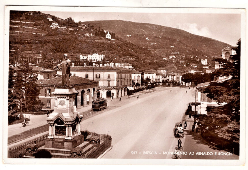 Cartolina Brescia monumento ad Arnaldo e Ronchi | Collezionissimo