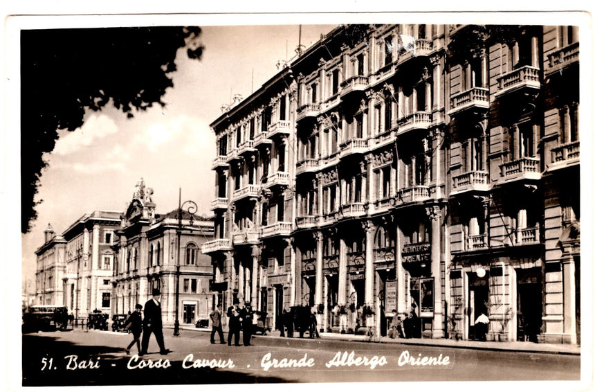 Cartolina Bari corso Cavour albergo Oriente | Collezionissimo