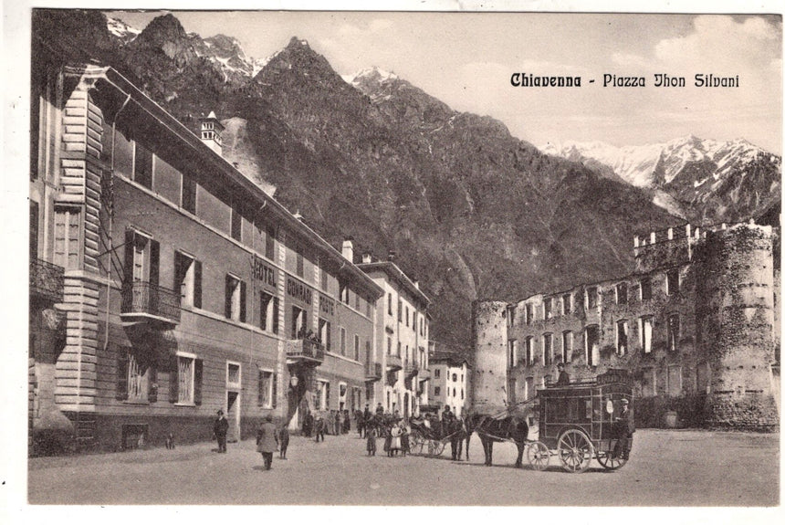 Cartolina Sondrio Chiavenna piazza Jhon Silvani | Collezionissimo