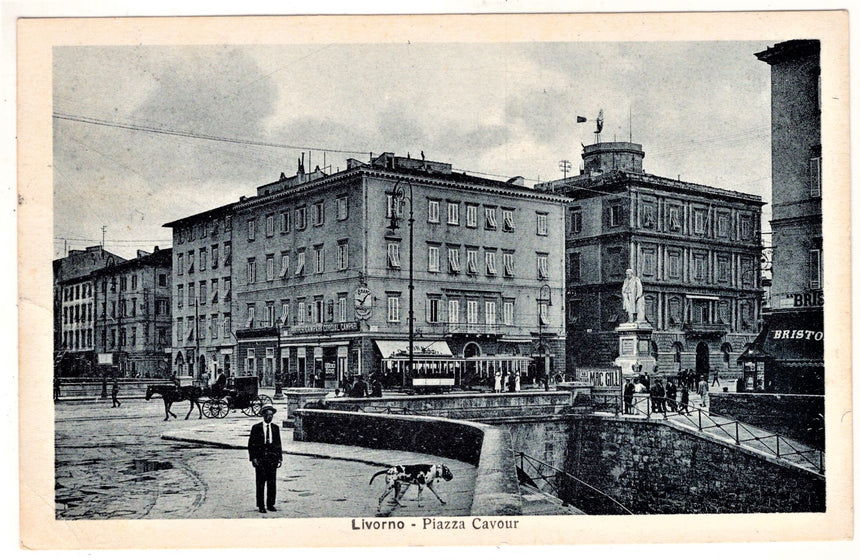 Cartolina Imperia Livorno piazza Cavour | Collezionissimo