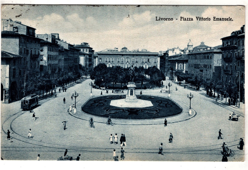 Cartolina Imperia Livorno piazza V. Emanuele | Collezionissimo