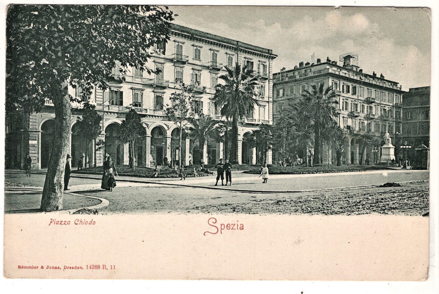 Cartolina La Spezia piazza Chiodo | Collezionissimo