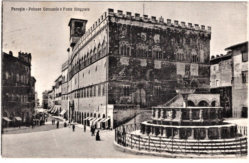 Cartolina Perugia Palazzo Comunale | Collezionissimo