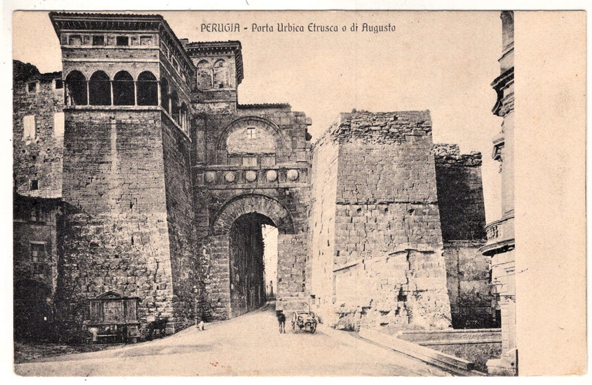 Cartolina Perugia Porta Etrusca | Collezionissimo