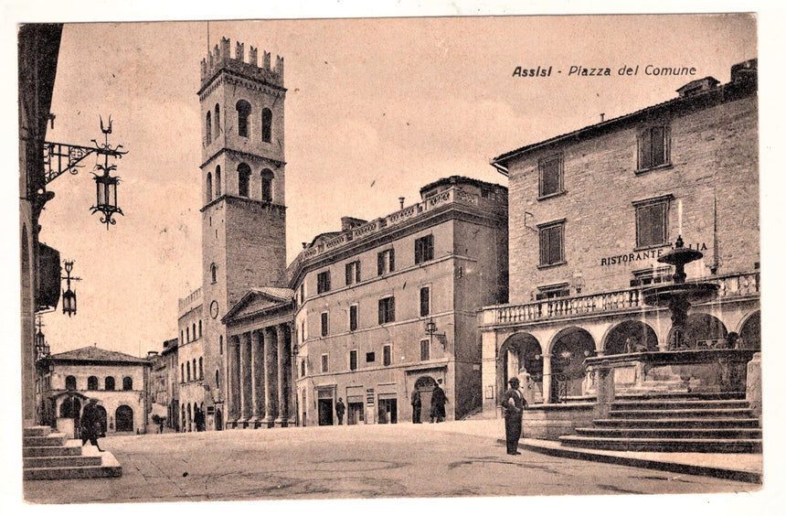 Cartolina Perugia Assisi Piazzadel Comune ristorante Italia | Collezionissimo