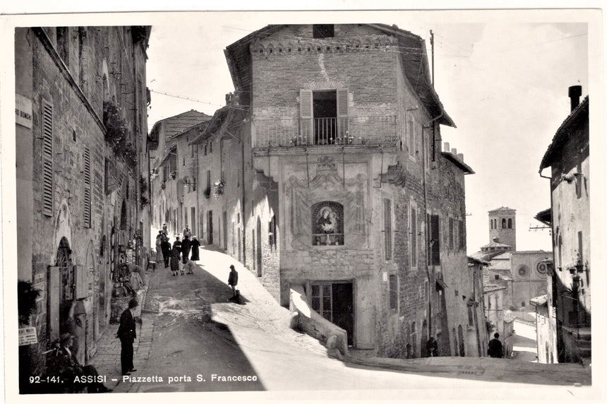 Cartolina Perugia Assisi Piazzetta porta S.Francesco | Collezionissimo