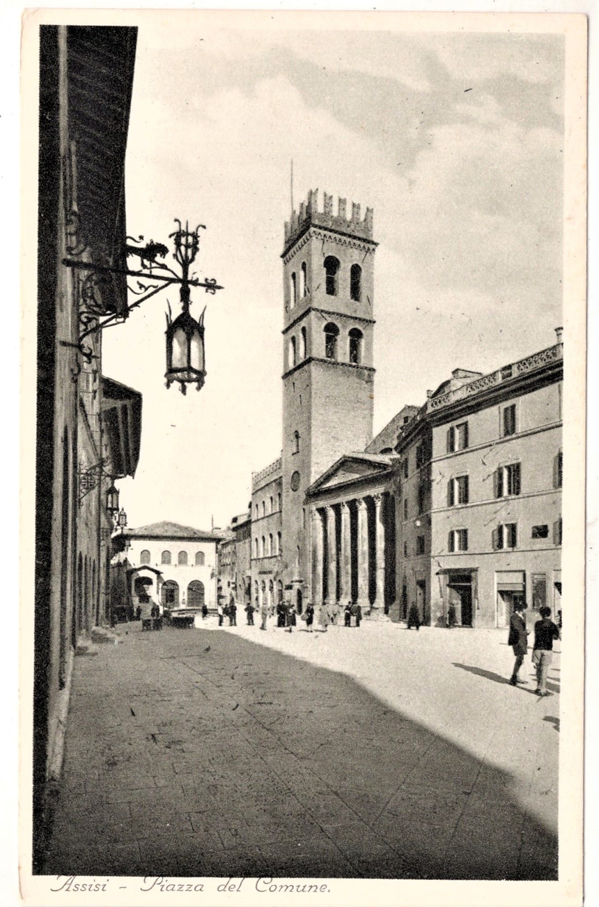 Cartolina Perugia Assisi piazza del comune | Collezionissimo