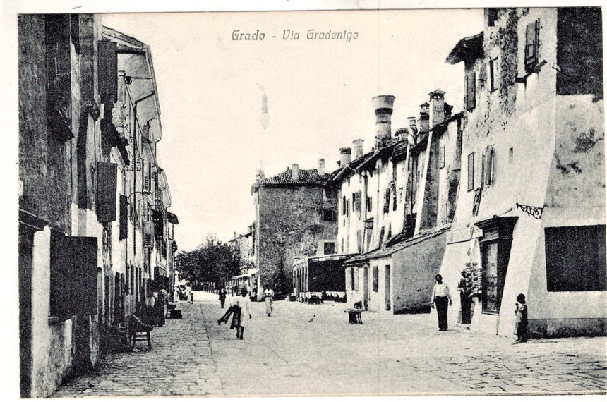 Cartolina Gorizia Grado via Gradenigo | Collezionissimo