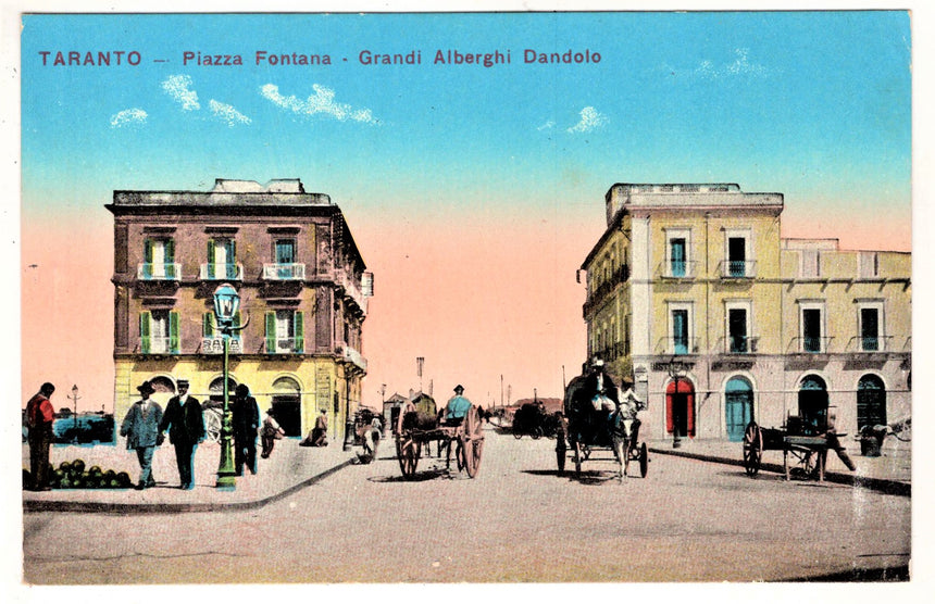 Cartolina Reggio Calabria Taranto Piazza Fontana Alberghi Dandolo | Collezionissimo