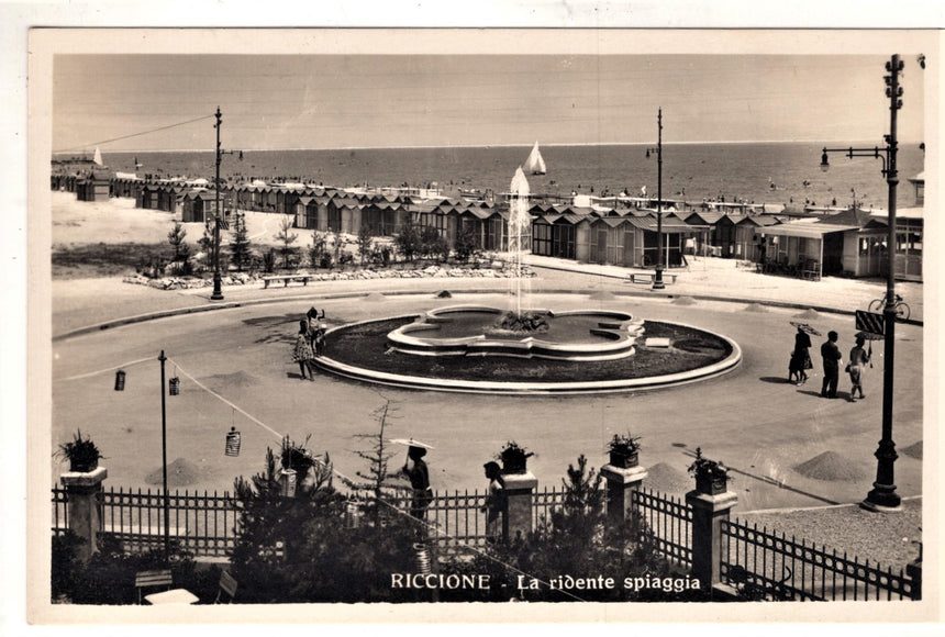 Cartolina Rimini Riccione la ridente spiaggia | Collezionissimo