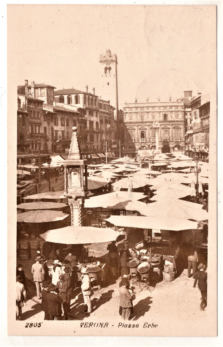 Cartolina Verona piazza erbe | Collezionissimo