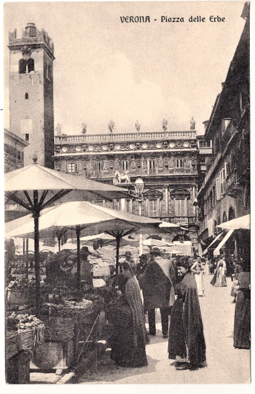 Cartolina Verona piazza erbe | Collezionissimo